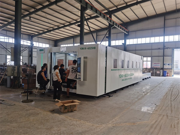 數(shù)控光纖激光切割機(jī) 數(shù)控光纖激光切割機(jī)